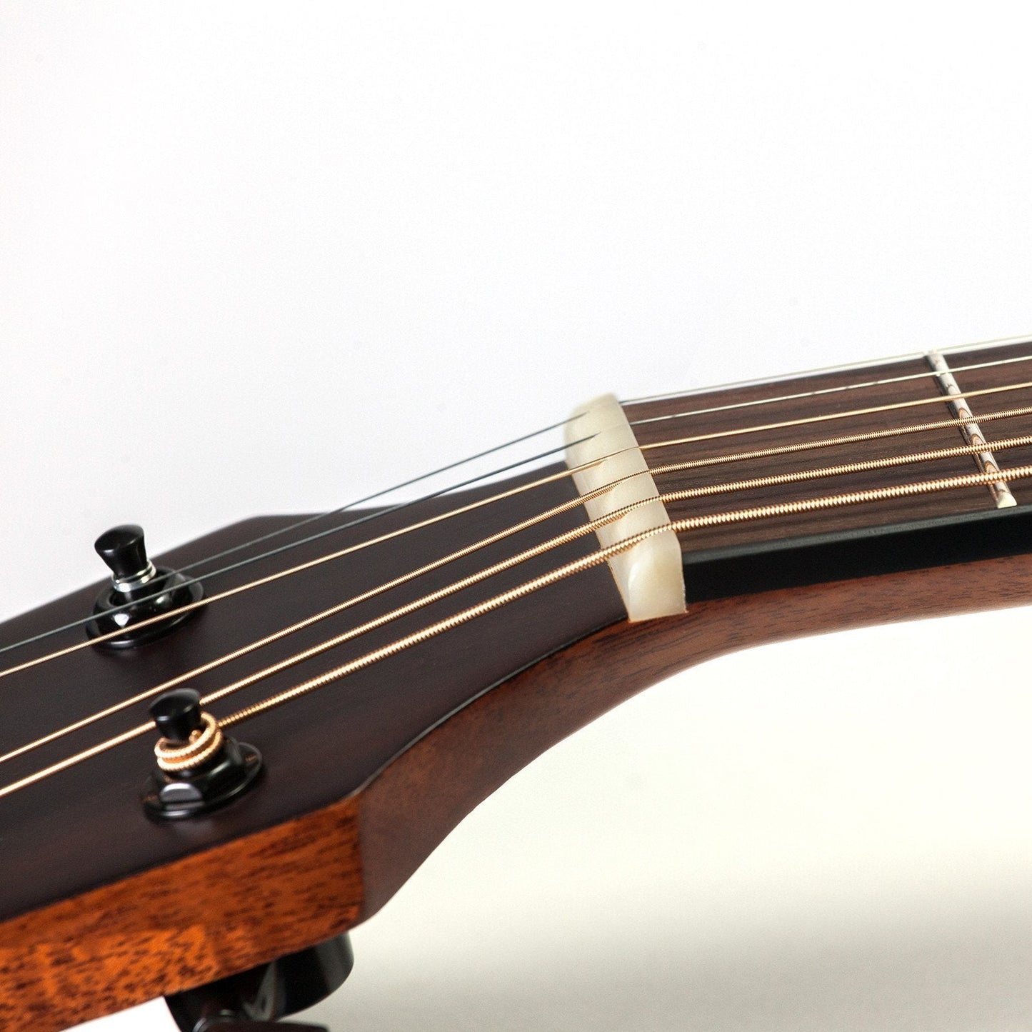Timberidge Mahogany Solid Top Acoustic-Electric Dreadnought Cutaway Guitar (Natural Gloss)
